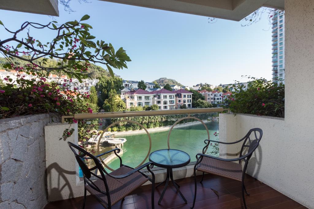 Yihe Hotel Canton Esterno foto